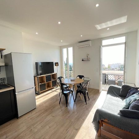 Nice Renting - Cambrai - Luxurious Sea View Terrasse - King Bed - Parking - Ac - Fully Equipped Екстериор снимка